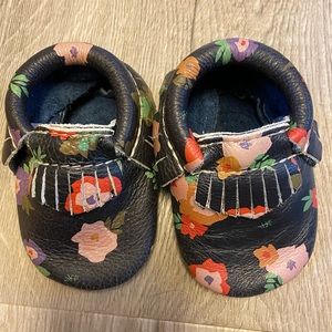 Freshly Picked Navy Floral Moccasins